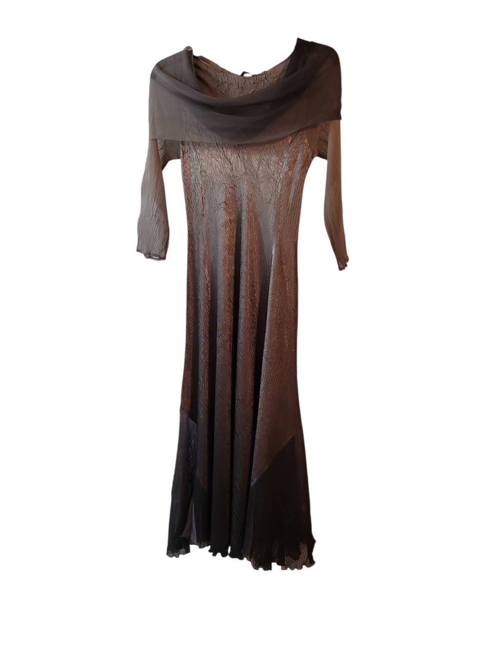 Komarov ombré crinkle-textured maxi dress